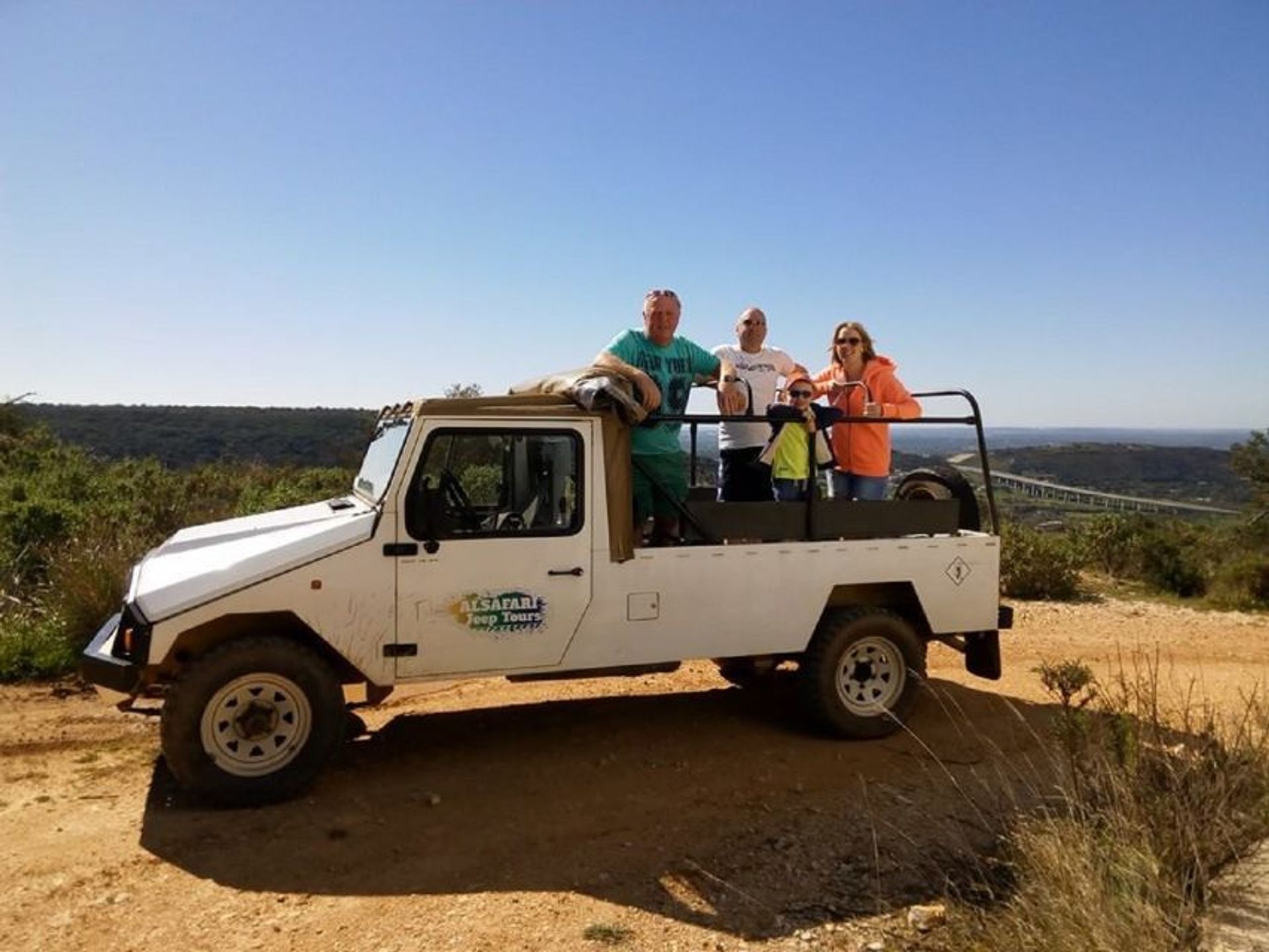 4x4 Off-Road-Safari & Weinverkostung (Albufeira)