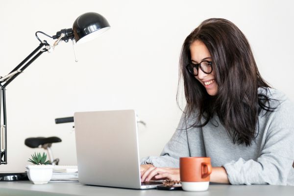 How to become a virtual assistant