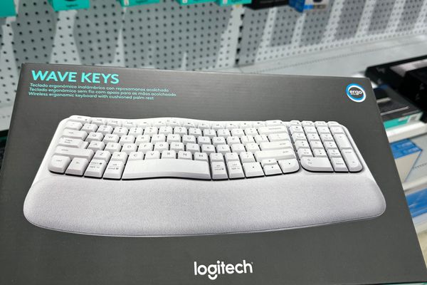 My Search for the Best Keyboard for The Home Office in 2025 3