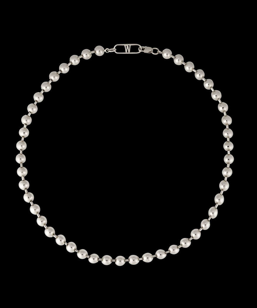 A WALD Berlin Harry Necklace Silver with a clasp on a white background.