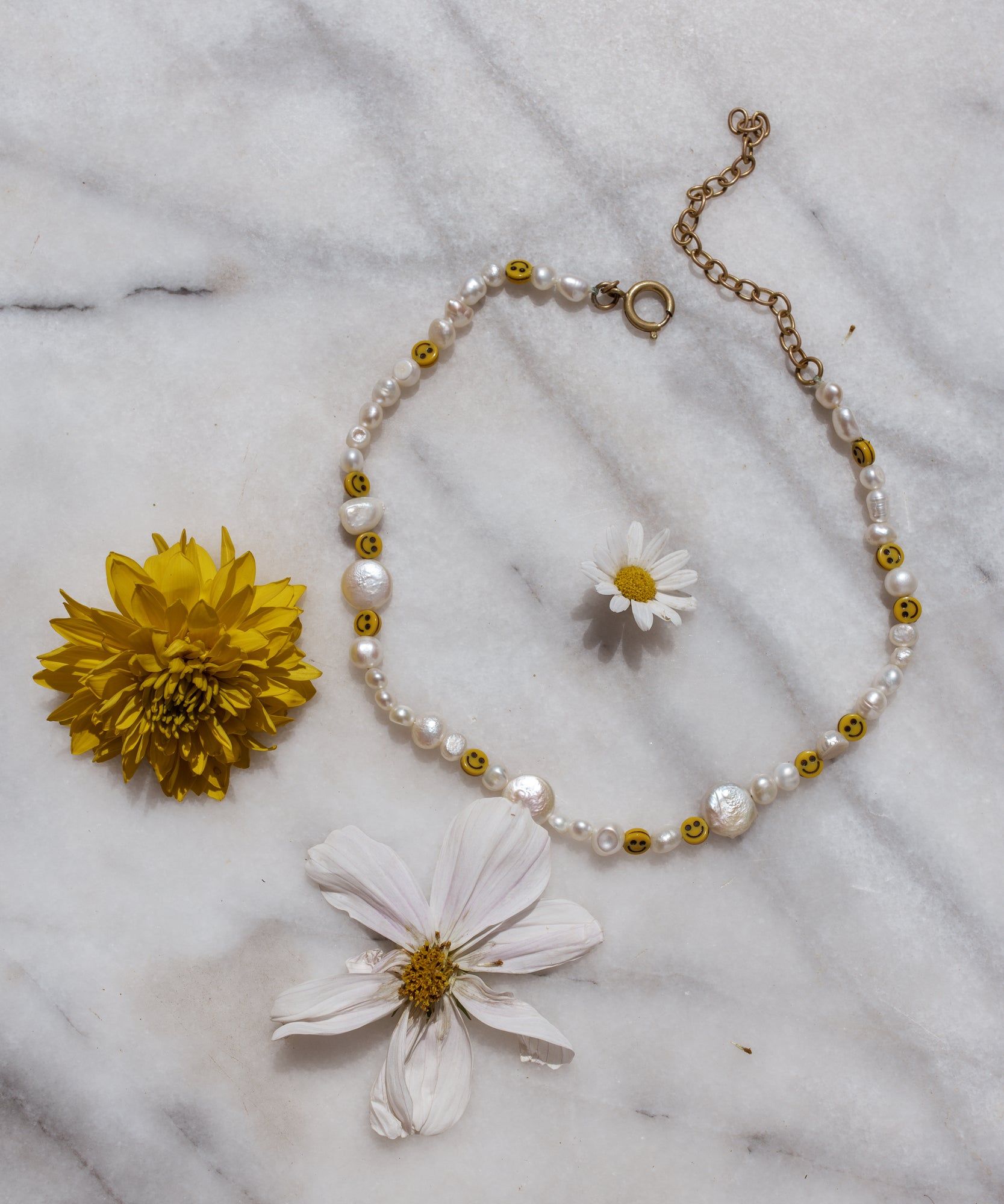 Smilie Dude Pearl Necklace