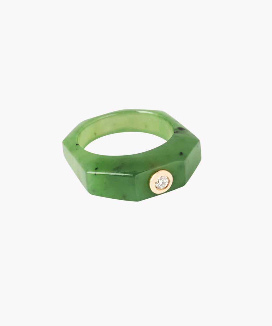 A Fine Jewelry Jade Ring with a diamond by WALD Berlin, made in Germany.