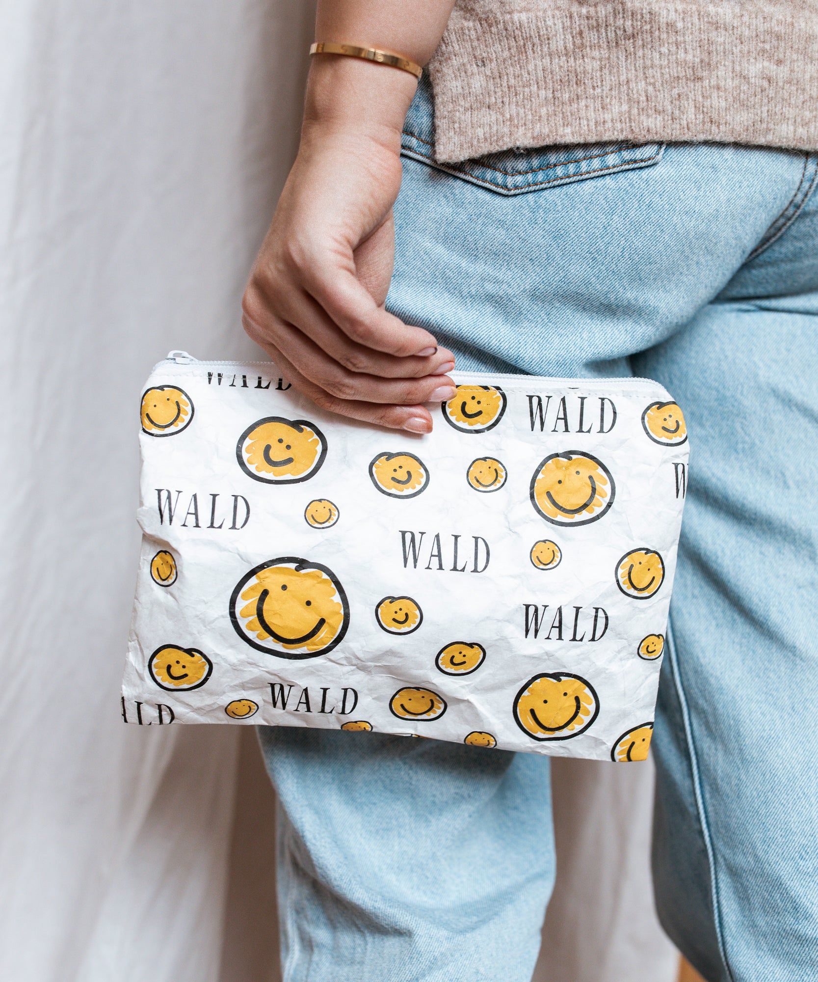 Smilie Dude Pouch