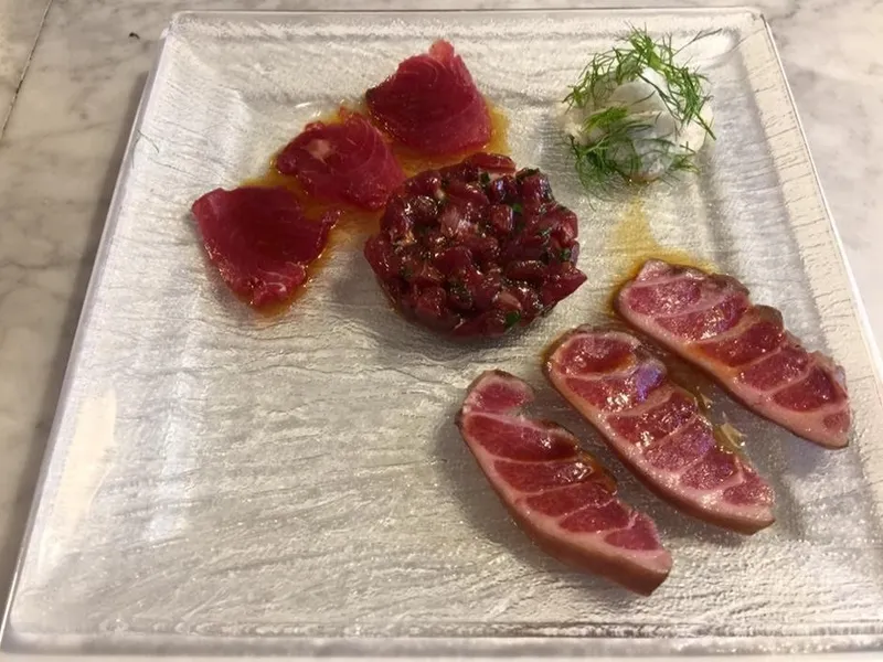 COSMOPOLITAN RESTAURANT gallery image 1