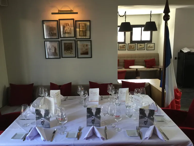 COSMOPOLITAN RESTAURANT gallery image 4