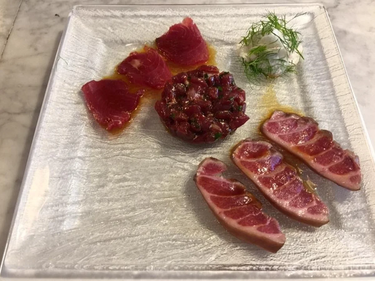 COSMOPOLITAN RESTAURANT gallery image 1