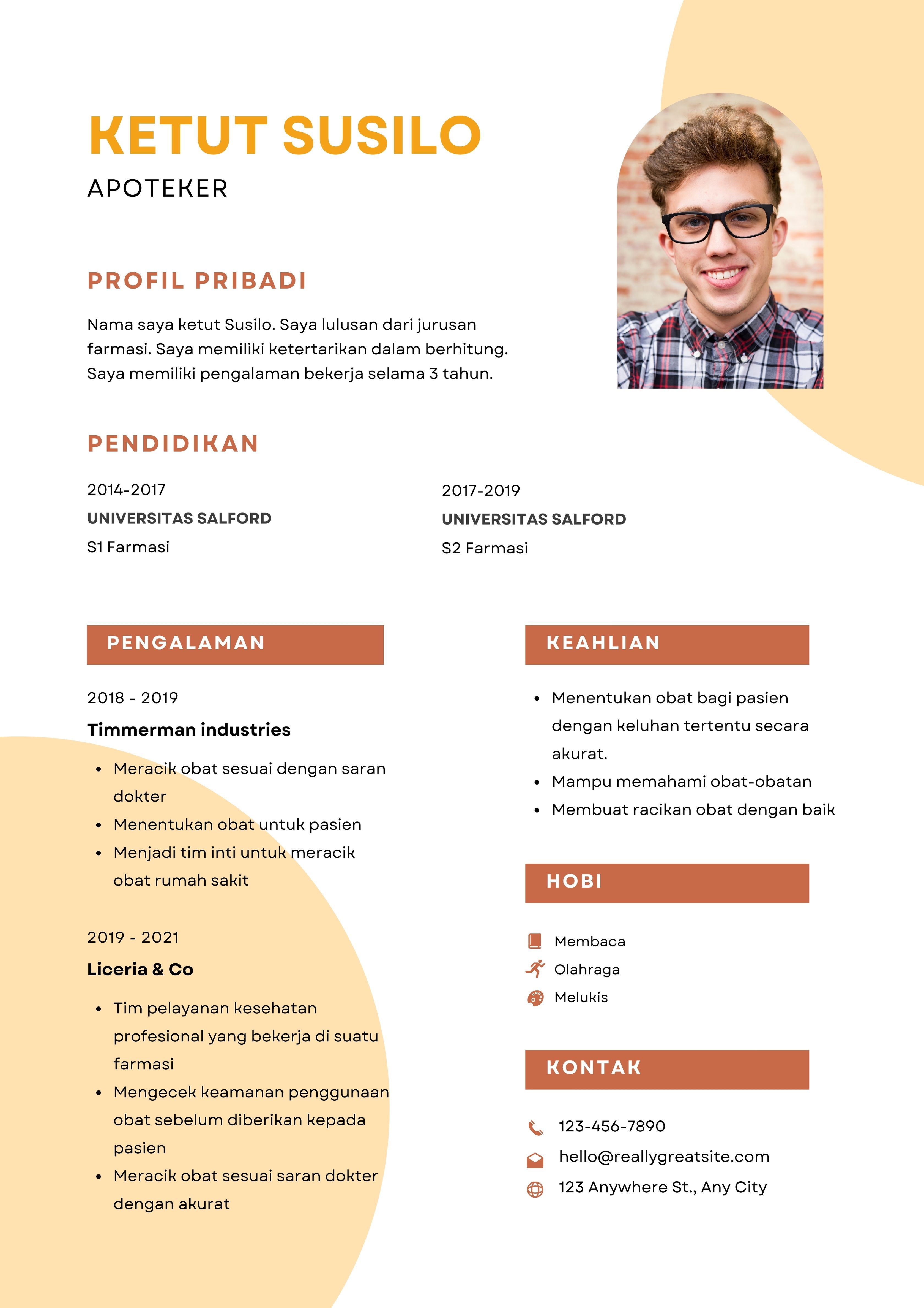 Template CV Keren Apoteker