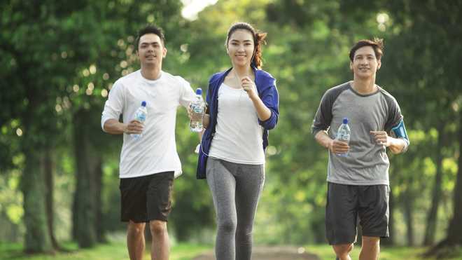 Ingin Punya Tubuh Langsing Minum Air Mineral Terbaik!