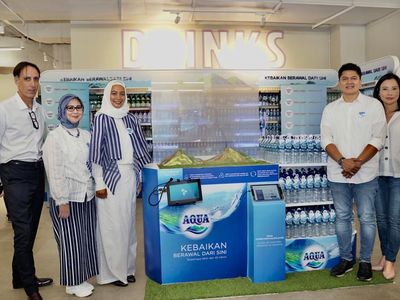 Danone-AQUA Hadirkan Pojok Hidrasi Sehat Bersama Farmers Market