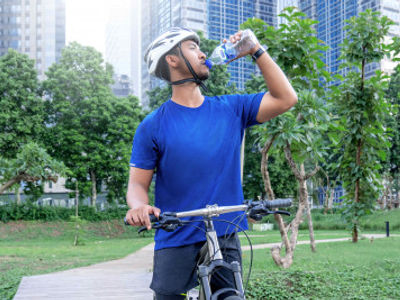 Manfaat Minum Air Putih Bagi Kesehatan Tubuh