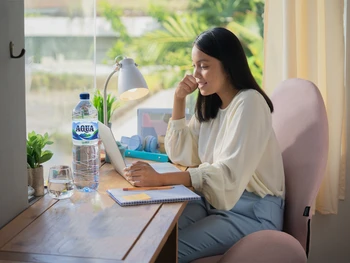 Tips Agar Produktivitas Tetap Terjaga Selama WFH