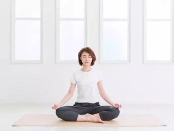 14 Manfaat Yoga untuk Kesehatan Fisik dan Mental, Wajib Coba
