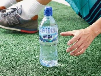 Teknik Menggiring Bola dalam Sepak Bola, Ini Tips Menguasainya