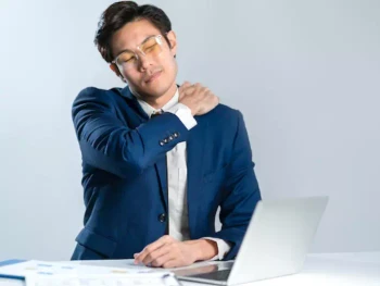 8 Olahraga untuk Meredakan Sakit Punggung, Wajib Coba!