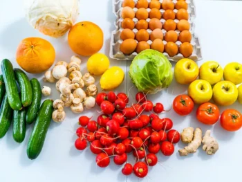 12 Makanan yang Baik untuk Menjaga Kesehatan Mata