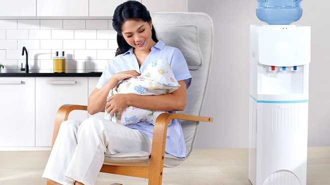 5 Cara Menyusui Bayi Baru Lahir dengan Benar, Simak Tipsnya!