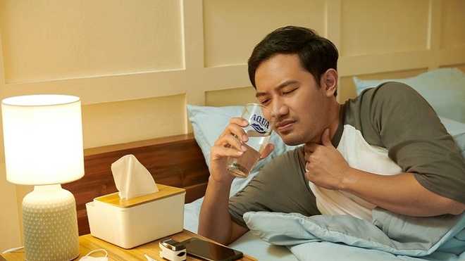 Manfaat Minum Air Putih saat Batuk, Benarkah Efektif?