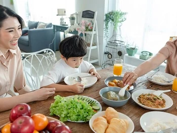 10 Menu Sarapan Pagi Khas Indonesia yang Paling Digemari