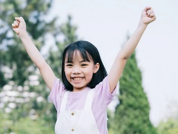 7 Cara Menjaga Kesehatan Mental Anak yang Perlu Diterapkan