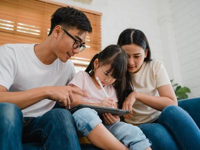 Apa itu Parenting? Berikut Pengertian serta Tipsnya