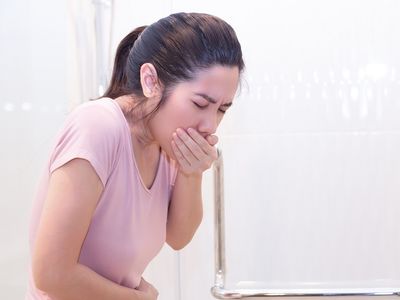 Apa Muntah Membatalkan Puasa? Simak Hukumnya Disini