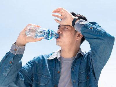 Berapa Kebutuhan Air Minum saat Cuaca Panas yang Diperlukan?
