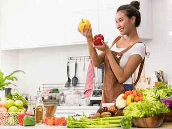 15+ Makanan yang Bagus untuk Kulit, Sehat dan Anti Kusam!