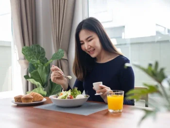 Diet Alkaline: Definisi, Manfaat, Risiko & Cara Melakukannya