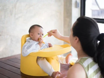 3 Resep Bubur Bayi Sehat, Simak Tips untuk Membuatnya!