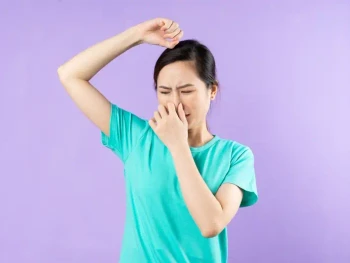 8 Cara Menghilangkan Bau Badan secara Alami, Mudah Dilakukan
