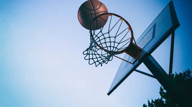 7 Teknik Dasar Bola Basket yang Perlu Diketahui Pemula