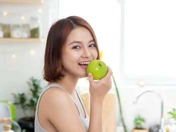 13 Buah yang Bagus untuk Kulit agar Lebih Sehat dan Cerah!