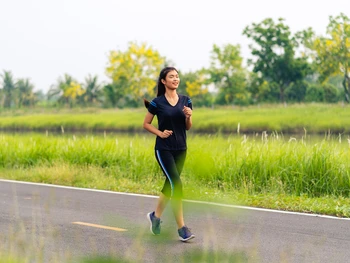 Benarkah Jogging Bisa Menambah Berat Badan? Ini Faktanya!
