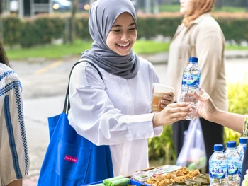 Fenomena War Takjil, Tren Setahun Sekali di Bulan Ramadan