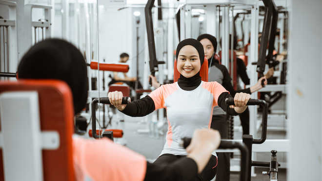 5 Latihan Back di Gym untuk Membangun Kekuatan & Massa Otot