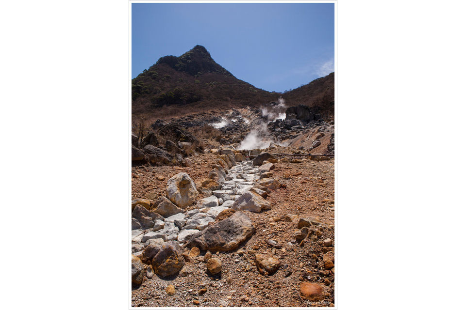 Stream Vents in Owakudani (大涌谷)