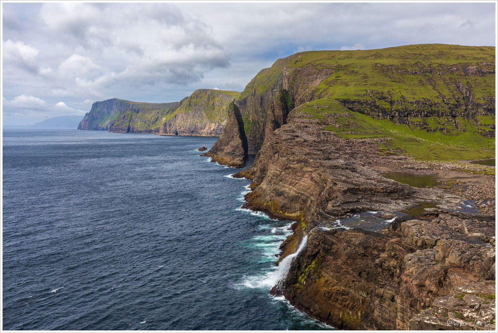Trælanípa, Vágar