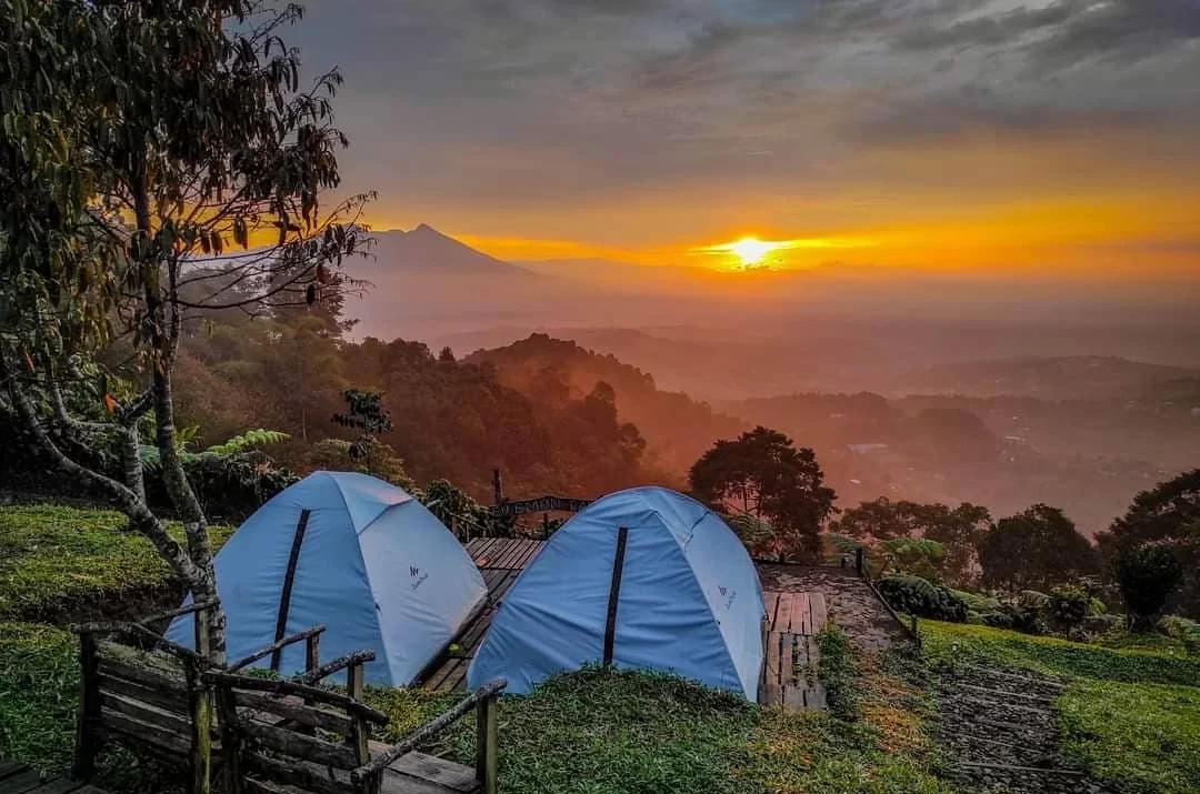 Elevate Your Adventure: A Guide to Unforgettable Mountain Camping