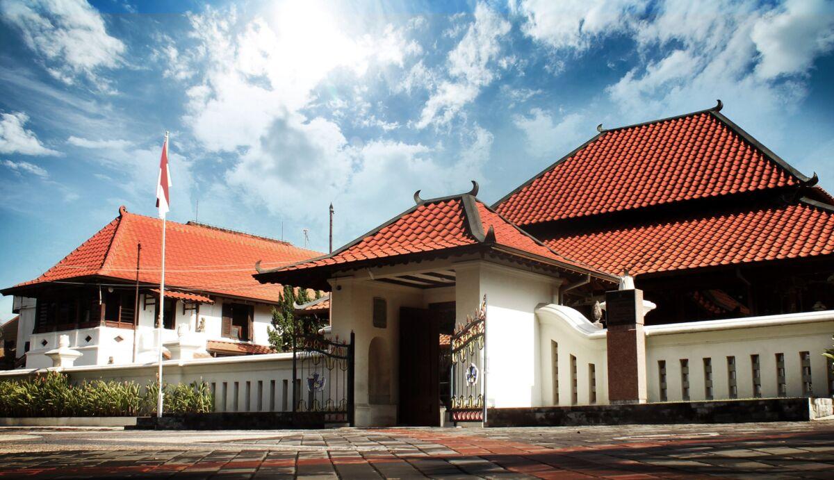 sonobudoyo museum at yogyakarta