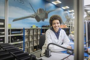 2,700 new apprenticeship and graduate roles at BAE Systems announced