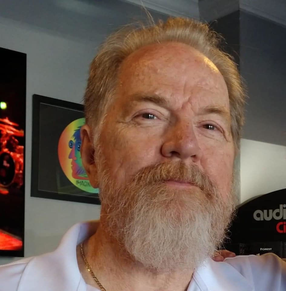 Rick's Electronics Boutique Moves