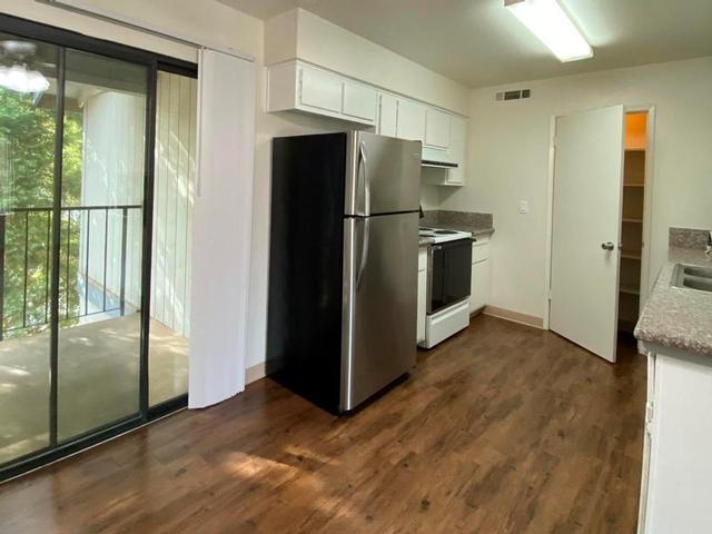 Stainless Steel Fridge, Granite Counter Tops