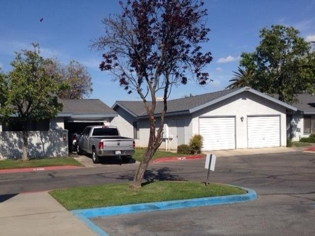 Single level duplexes with garages