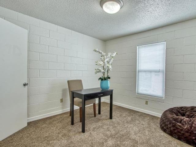 Property Tour Photo 27