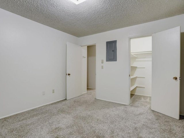 Property Tour Photo 7