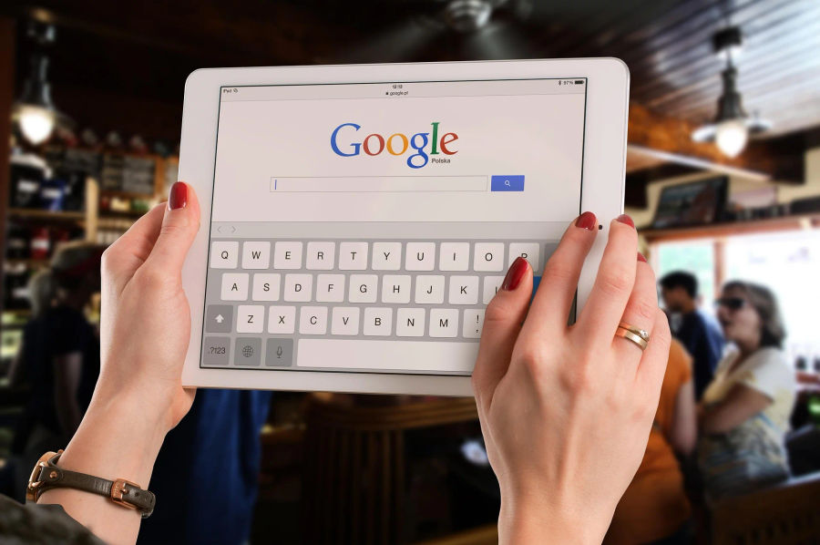 Pelanggan Cari Anda Online, tapi yang Mereka Temukan Hanya Kompetitor. Itu Bunuh Diri Bisnis