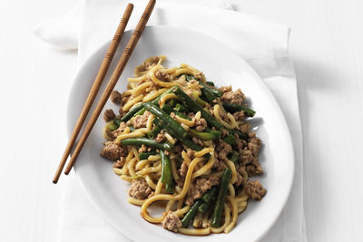 Hokkien Noodles with Pork and Snake Beans