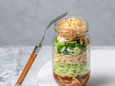 Crispy Noodle Salad in a Jar