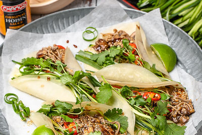 Hoisin Sauce Mushrooms with Peking Pancakes