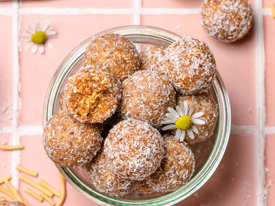 Salted Caramel Bliss Balls with Crunchy Noodles